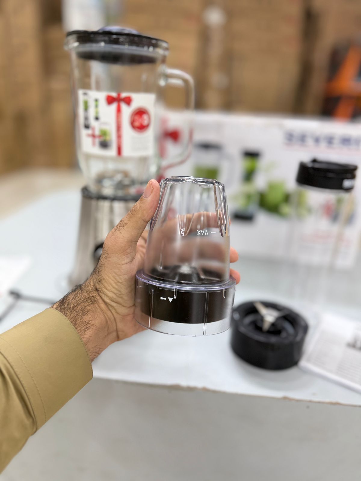 German brand SEVERIN “3-in-1” style blender (model SM 3737 – Multimixer + Smoothie Mix & Go)